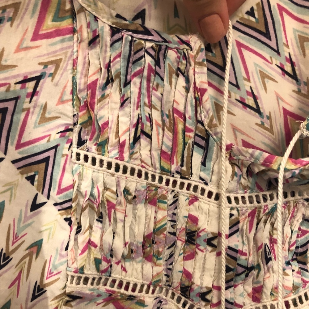 Blouse - Picture 2 of 4
